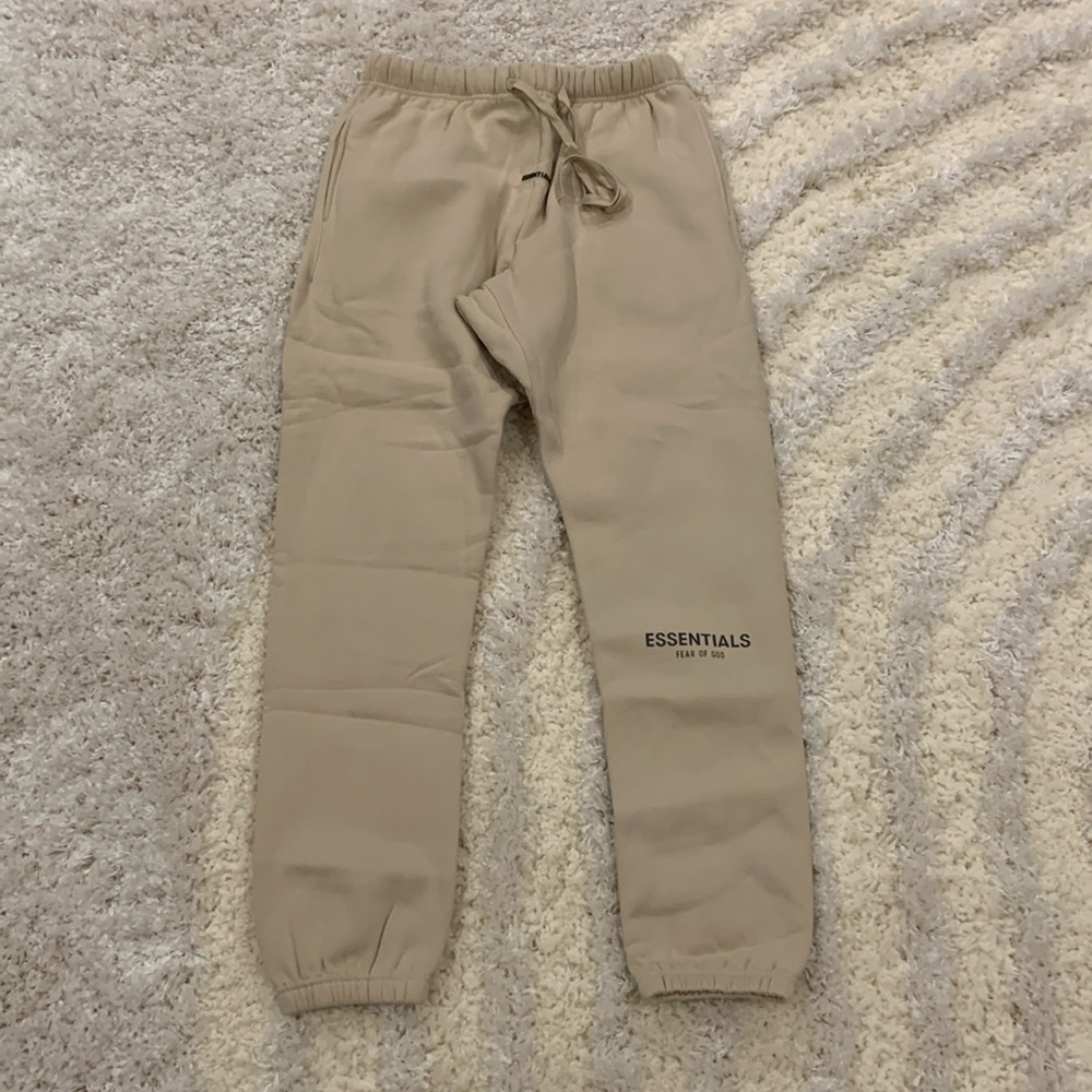 Essentials Fear of God Creame/Tan Sweatpants/Joggers Cuffed Mens Size S, M, L
